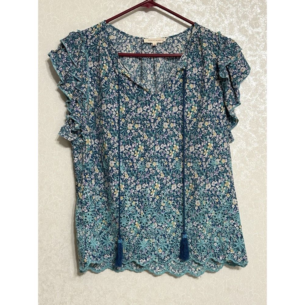 Solitaire Embroidered Hem Blouse V-neck Floral Print Flutter Sleeve Tassels M‎